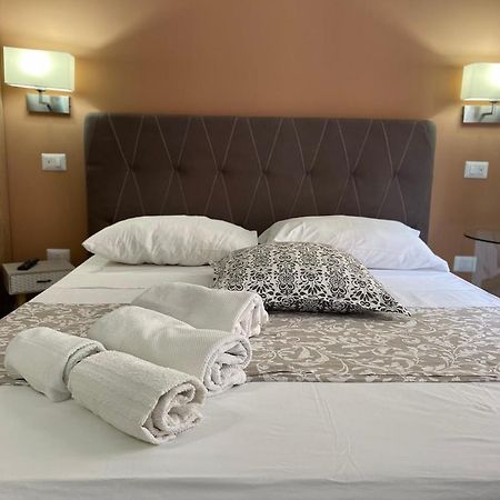Ciu Ciu Home Suite Παλέρμο Εξωτερικό φωτογραφία