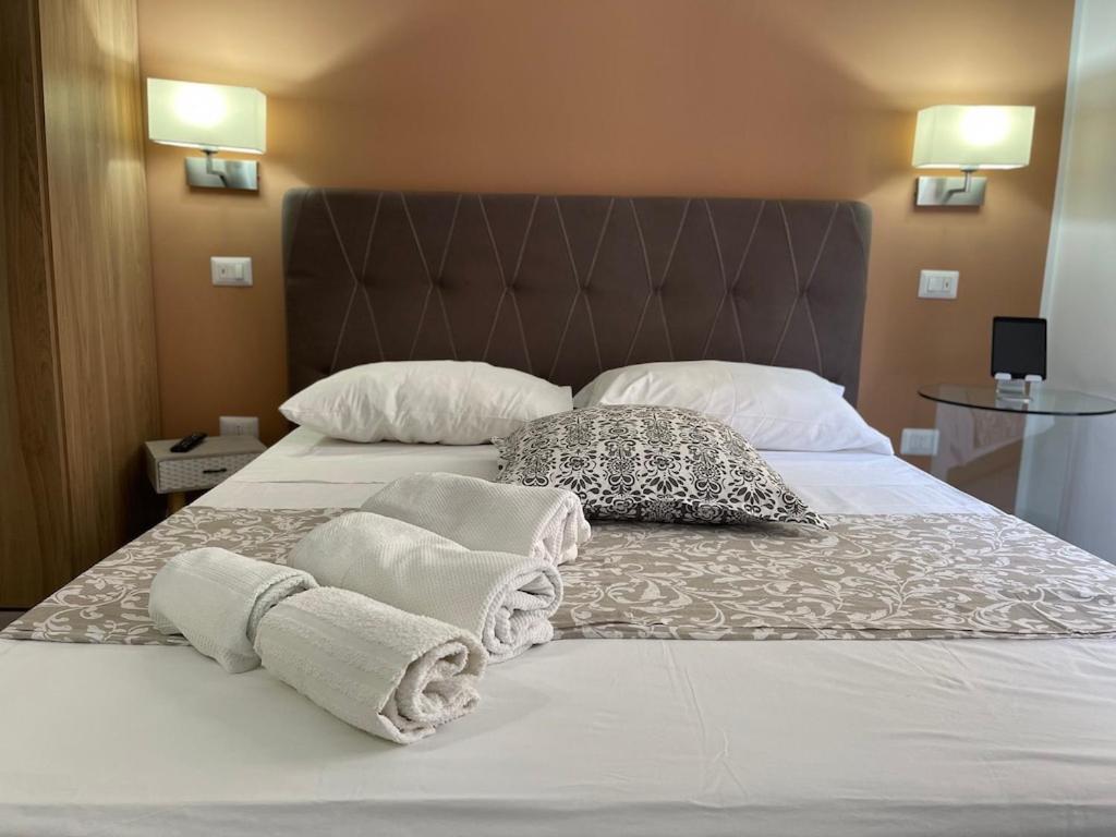 Ciu Ciu Home Suite Παλέρμο Εξωτερικό φωτογραφία